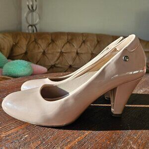 Andiamo Nude Patent Leather Pump Heel Size 10